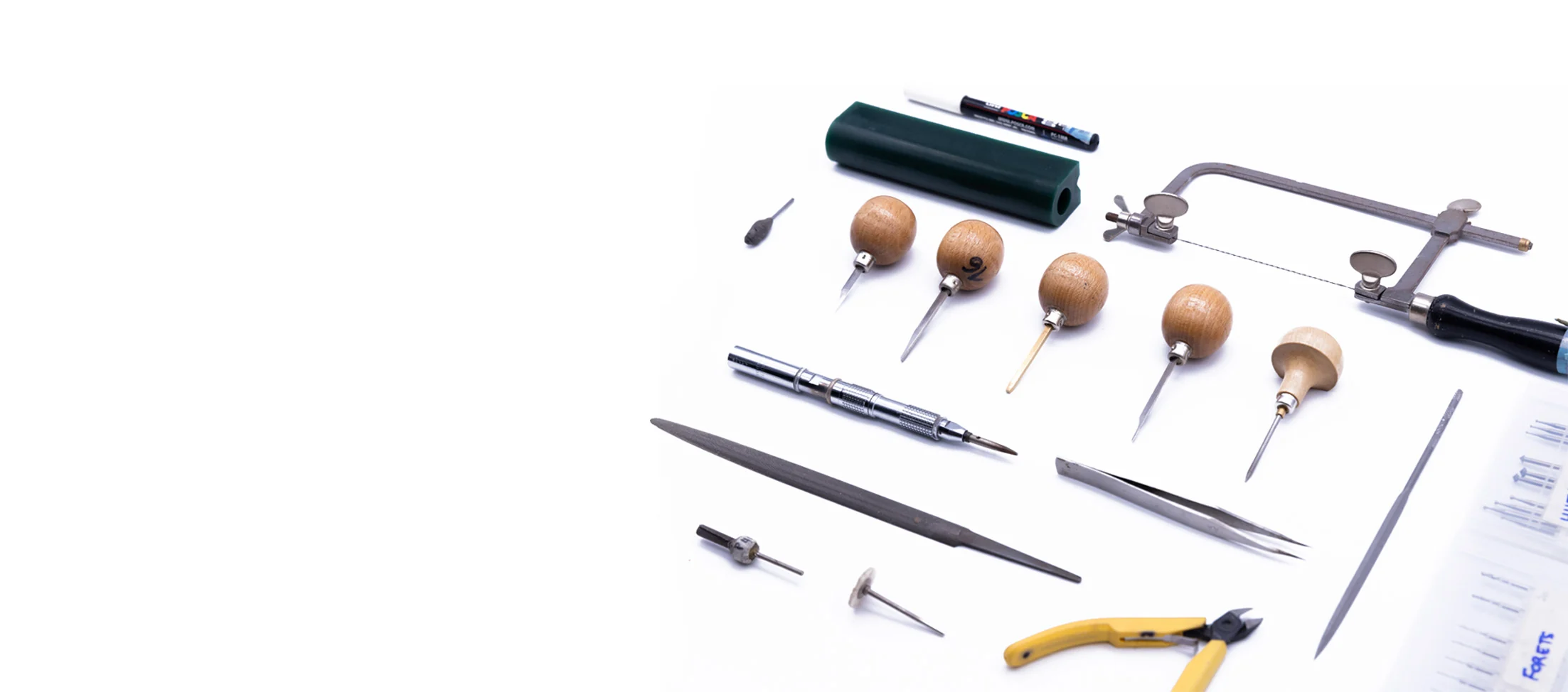 Détail des outils de l'établi MILLE 618
